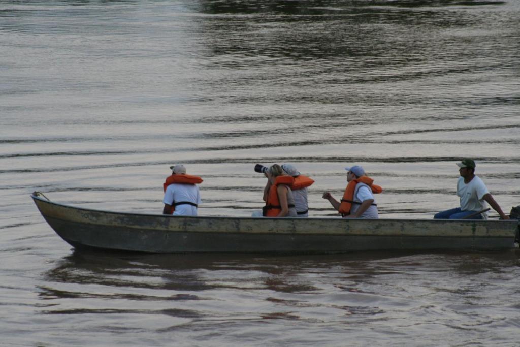 Pousada Aguape Baia Bagian luar foto